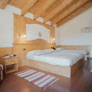 Hotel Bezzi, Tonalepas